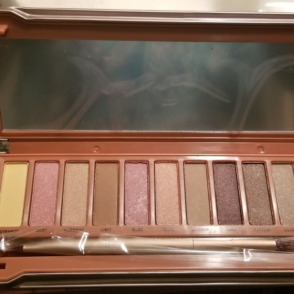 Insp Naked 2 and naked 3 pallets ...new in box...